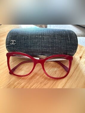 CHANEL Red Cat-Eye Optical Frames with Case